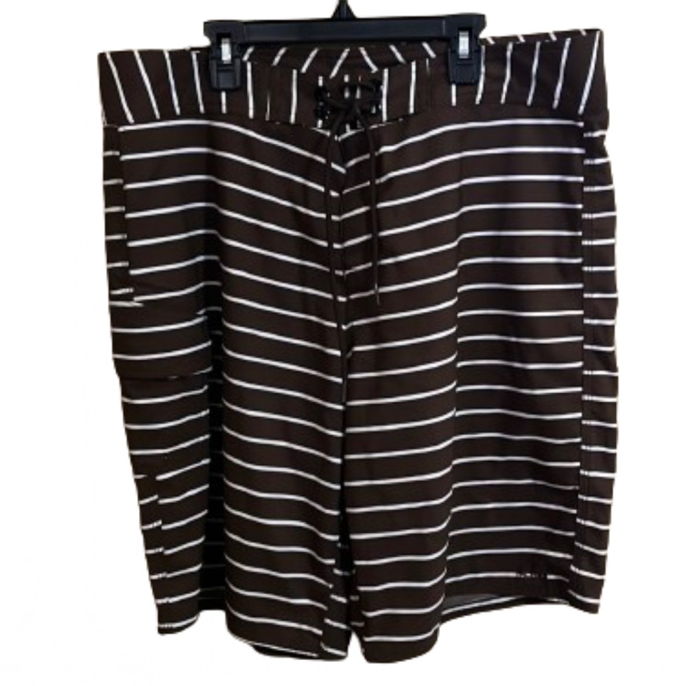 The North Face Men’s Size 38 Striped Board Shorts Pockets Beach Resortwear